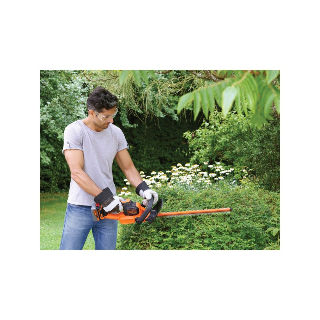 18 V „Power Cut“ 50 cm 4 Ah gyvatvorių žirklės, GTC18504PC-QW, 1 X 2AH, Black&Decker 3 18 V „Power Cut“ 50 cm 4 Ah gyvatvorių žirklės, GTC18504PC-QW, 1 X 2AH, Black&Decker 3