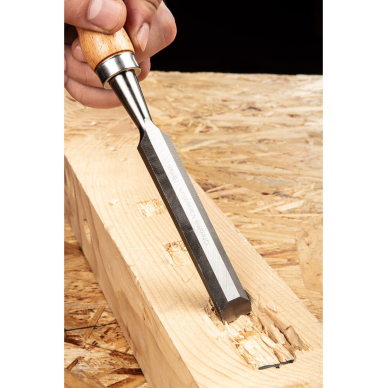 18 mm kaltas, CRV, medinė rankena 2 18 mm kaltas, CRV, medinė rankena 2