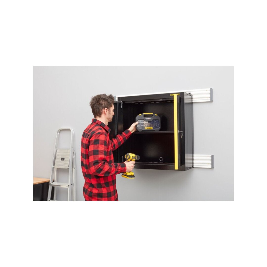 2 durų sieninė spintelė 4