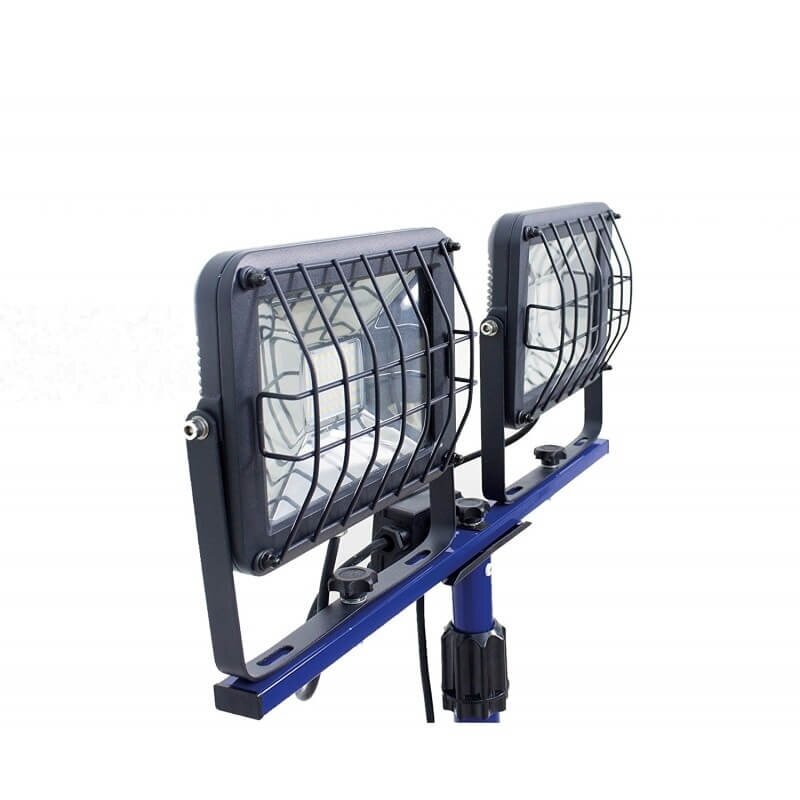 2x30W LED šviestuvas su stovu AS-SCHWABE 1 2x30W LED šviestuvas su stovu AS-SCHWABE 1