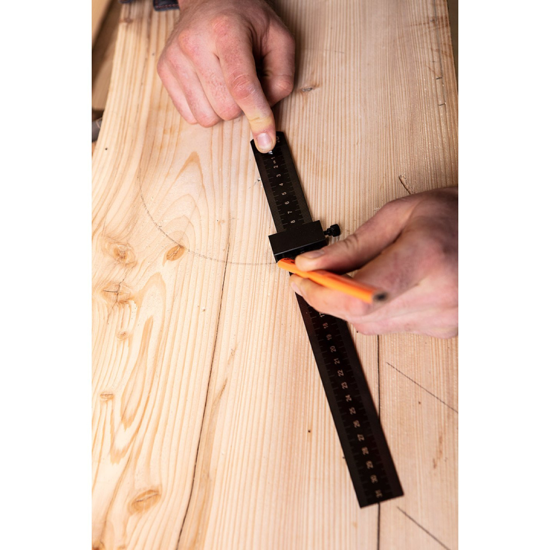 30 cm ilgio liniuotė su padėties nustatymo blokeliu 7