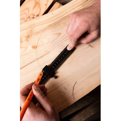 30 cm ilgio liniuotė su padėties nustatymo blokeliu 6