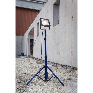 30W LED šviestuvas su stovu AS-SCHWABE 1 30W LED šviestuvas su stovu AS-SCHWABE 1