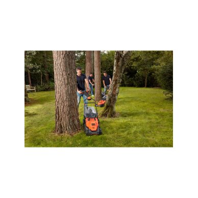 38 cm 1600 W vejapjovė su EASYSTEER, BEMW471ES-QS, Black&Decker 1