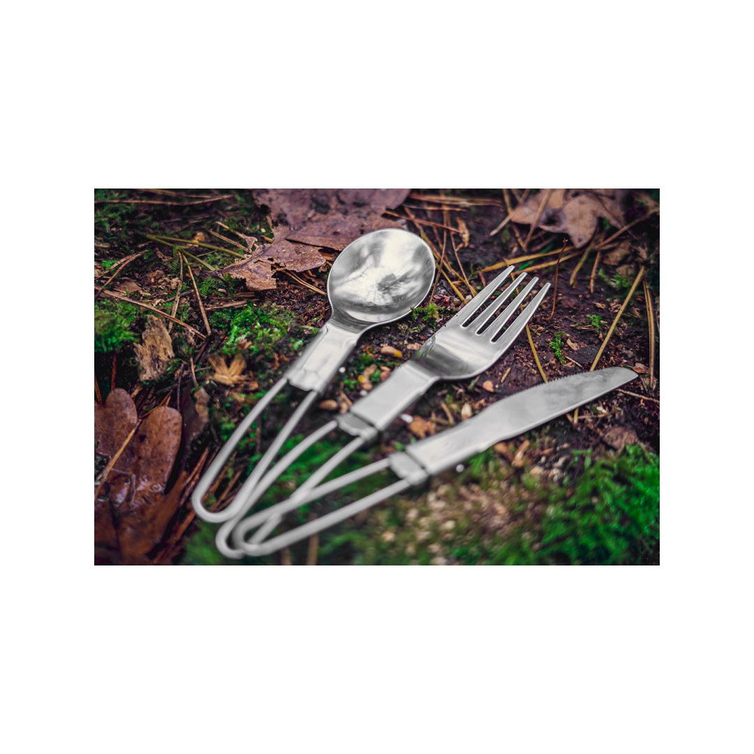 3-in-1 kempingo stalo įrankių rinkinys 1