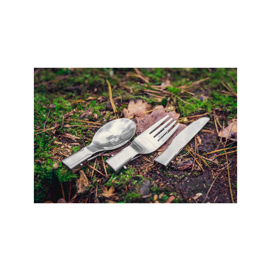 3-in-1 kempingo stalo įrankių rinkinys 2 3-in-1 kempingo stalo įrankių rinkinys 2