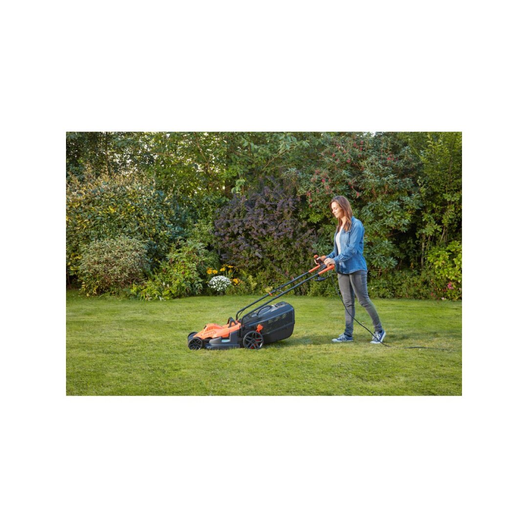 42 cm 1800 W vejapjovė su dviračių rankena, BEMW481BH-QS, Black&Decker 1 42 cm 1800 W vejapjovė su dviračių rankena, BEMW481BH-QS, Black&Decker 1