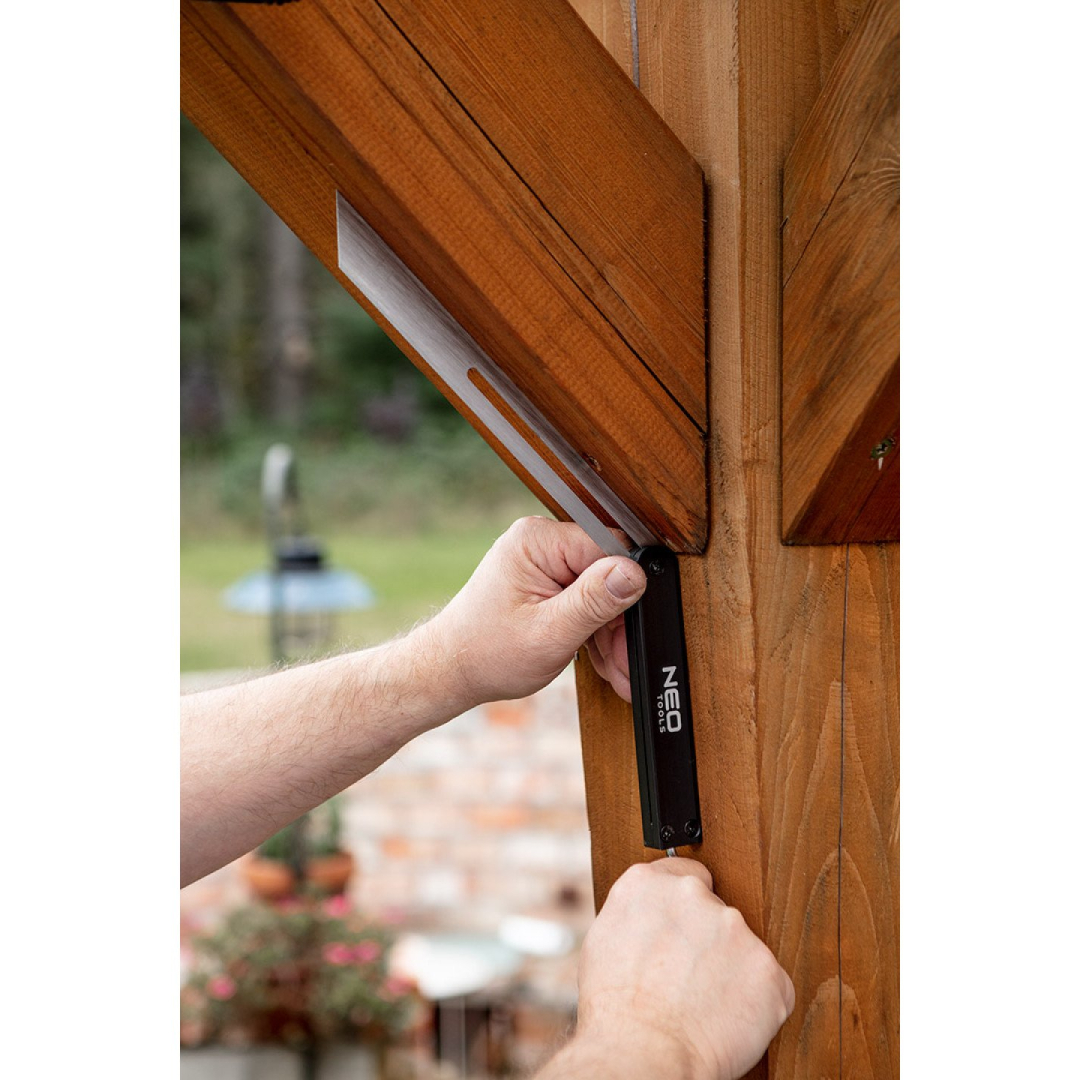 Adjustable angle square 3