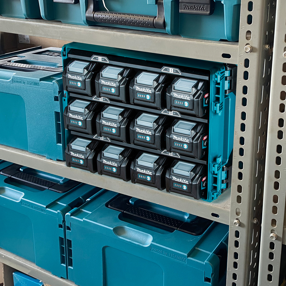 12 vietų akumuliatorių įkroviklis XGT ® Makita BCC02, 1914U0-3 8 12 vietų akumuliatorių įkroviklis XGT ® Makita BCC02, 1914U0-3 8