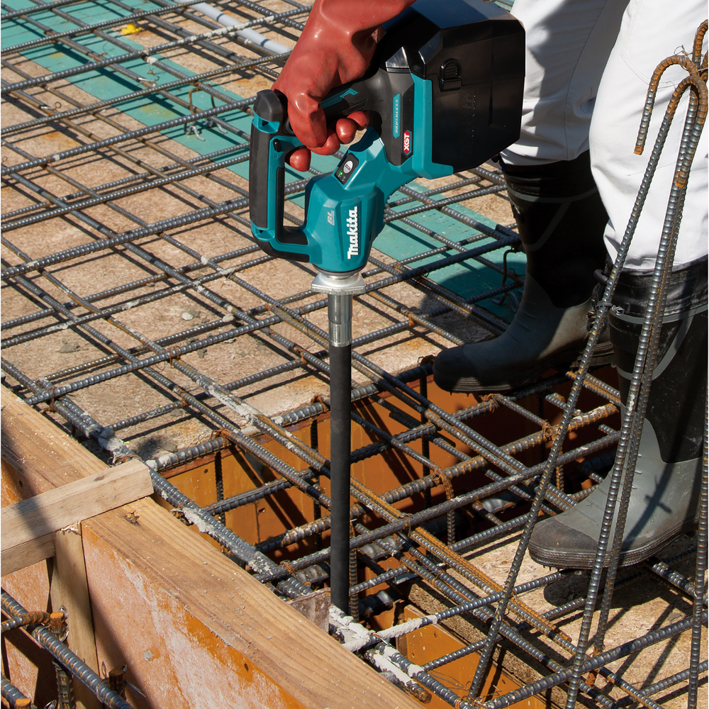 Akumuliatorinis giluminis vibratorius Makita VR001GZ, 40 V max, (be akum. ir krov.) 2 Akumuliatorinis giluminis vibratorius Makita VR001GZ, 40 V max, (be akum. ir krov.) 2