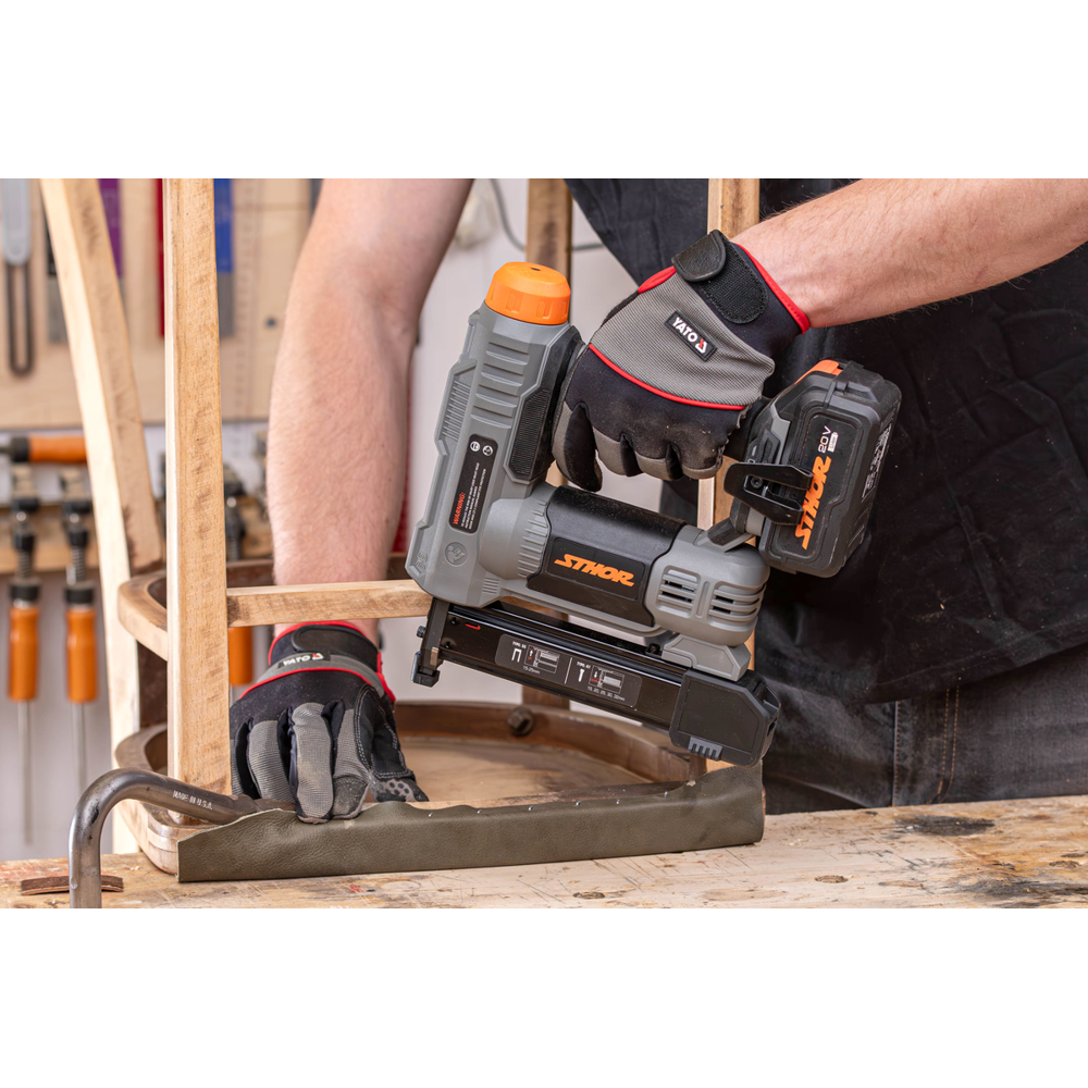 Akumuliatorinis kabių kalimo pistoletas - takeris | 20V | 15-32 mm | be baterijų (78158) 1 Akumuliatorinis kabių kalimo pistoletas - takeris | 20V | 15-32 mm | be baterijų (78158) 1