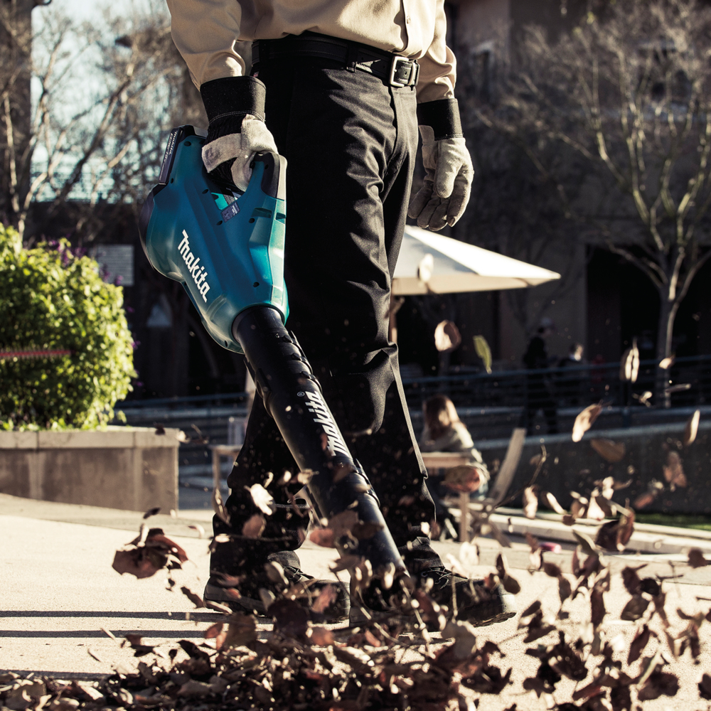 Akumuliatorinis pūstuvas Makita DUB362PT4, 4x5Ah, dvigubas kroviklis 4 Akumuliatorinis pūstuvas Makita DUB362PT4, 4x5Ah, dvigubas kroviklis 4