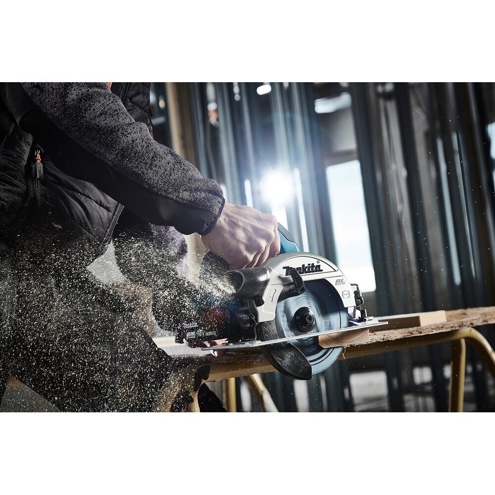 Akumuliatorinis rankinis diskinis pjūklas Makita DHS660RTJ, 18V, 2x5,0Ah 5 Akumuliatorinis rankinis diskinis pjūklas Makita DHS660RTJ, 18V, 2x5,0Ah 5