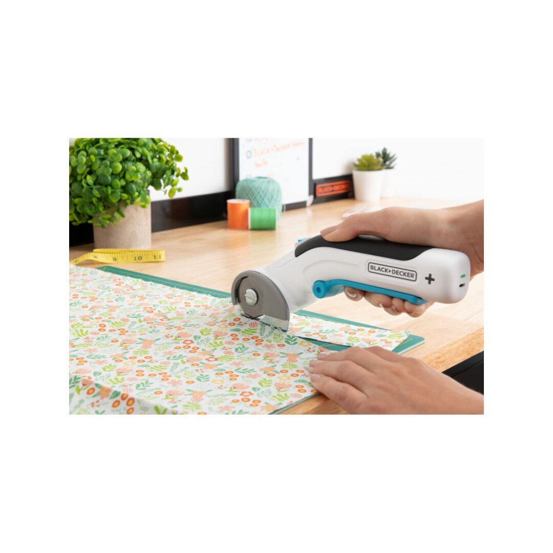 Akumuliatorinės universalios žirklės, 3.6V BCRC115-XJ, Integruotas Akumuliatorius 1,5 AH, Black&Decker 5