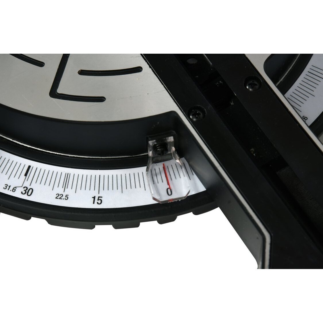 Akumuliatorinės medžio pjovimo staklės Yato YT-82817, 185 mm, 18V 4 Akumuliatorinės medžio pjovimo staklės Yato YT-82817, 185 mm, 18V 4