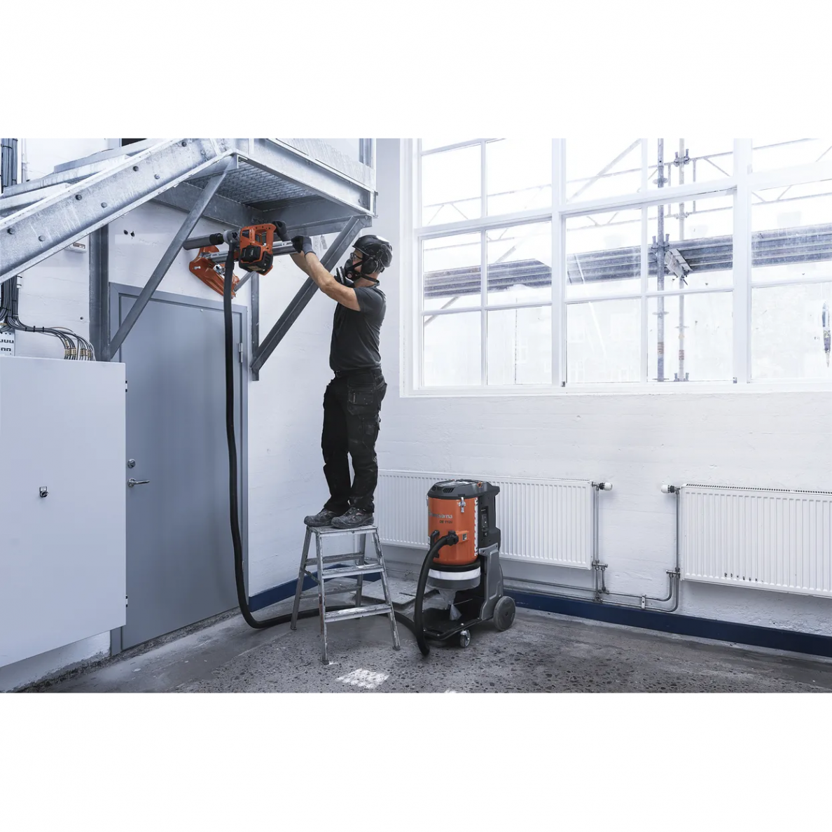 Akumuliatorinis gręžtuvas Husqvarna DM 540i, 36 V, (be akum. ir krov.) 7 Akumuliatorinis gręžtuvas Husqvarna DM 540i, 36 V, (be akum. ir krov.) 7