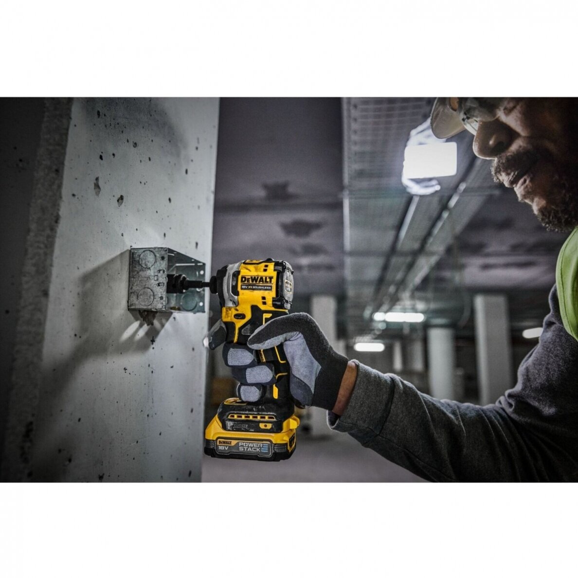 Akumuliatorinis smūginis atsuktuvas DeWalt DCF840E1T-XJ, 18V, 1x1.7Ah 4 Akumuliatorinis smūginis atsuktuvas DeWalt DCF840E1T-XJ, 18V, 1x1.7Ah 4