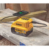 Akumuliatoriaus adapteris DeWalt DCB090-XJ, 10,8 - 18 V -> USB (x2)