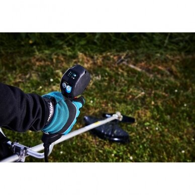 Akumuliatorinė krūmapjovė / trimeris Makita DUR369AZ, 2x18V 12 Akumuliatorinė krūmapjovė / trimeris Makita DUR369AZ, 2x18V 12