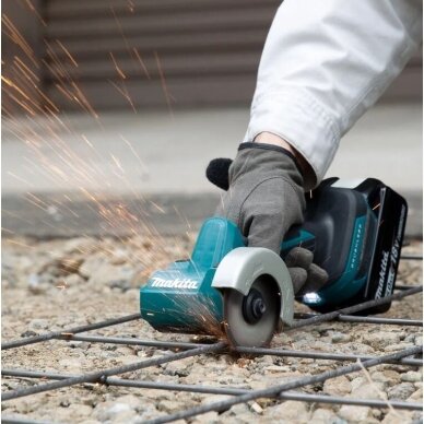 Akumuliatorinis diskinis pjūklas Makita DMC300Z, 18 V (be akum. ir krov.) 2 Akumuliatorinis diskinis pjūklas Makita DMC300Z, 18 V (be akum. ir krov.) 2