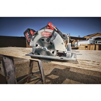 Akumuliatorinis diskinis pjūklas MILWAUKEE M18 FCS66-0 2 Akumuliatorinis diskinis pjūklas MILWAUKEE M18 FCS66-0 2