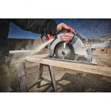 Akumuliatorinis diskinis pjūklas MILWAUKEE M18 FCS66-0 4 Akumuliatorinis diskinis pjūklas MILWAUKEE M18 FCS66-0 4