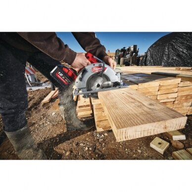 Akumuliatorinis diskinis pjūklas MILWAUKEE M18 FCS66-0 5 Akumuliatorinis diskinis pjūklas MILWAUKEE M18 FCS66-0 5
