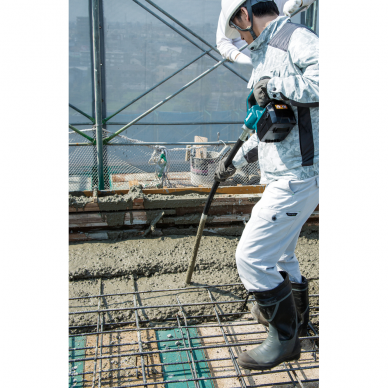 Akumuliatorinis giluminis vibratorius Makita VR004GZ, 40 V max, (be akum. ir krov.) 2 Akumuliatorinis giluminis vibratorius Makita VR004GZ, 40 V max, (be akum. ir krov.) 2