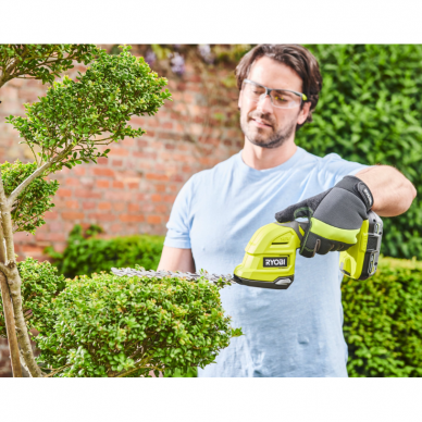 Akumuliatorinės žirklės-genėtuvas Ryobi RY18GSA-0, 18 V, (be akum. ir krov.) 1 Akumuliatorinės žirklės-genėtuvas Ryobi RY18GSA-0, 18 V, (be akum. ir krov.) 1