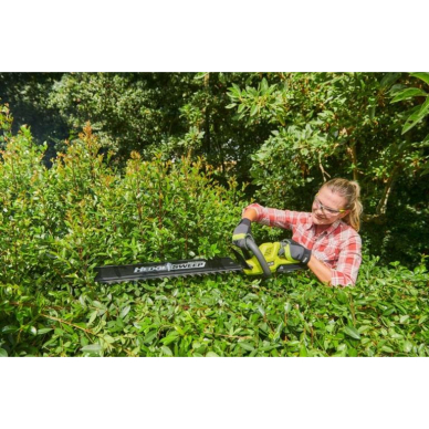 Akumuliatorinės gyvatvorių žirklės Ryobi RY36HT60A-0, 36 V, 60 cm (be akum. ir krov.) 3 Akumuliatorinės gyvatvorių žirklės Ryobi RY36HT60A-0, 36 V, 60 cm (be akum. ir krov.) 3