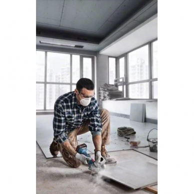 Akumuliatorinis kampinis šlifuoklis Bosch GWS 18V-7, 18 V, 2x4,0 Ah 3 Akumuliatorinis kampinis šlifuoklis Bosch GWS 18V-7, 18 V, 2x4,0 Ah 3