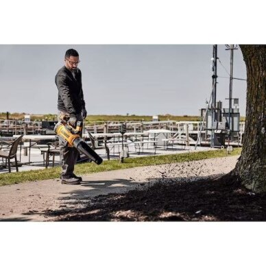 Akumuliatorinis lapų pūstuvas DeWalt DCMBL777X1-QW, 54 V, 1x9.0 Ah 2