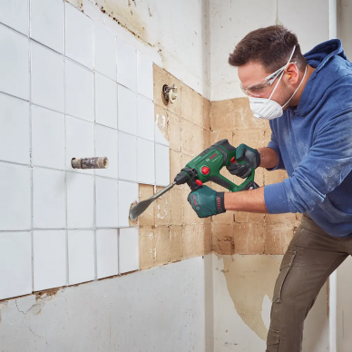 Akumuliatorinis perforatorius Bosch UniversalHammer18V, 18 V, 1x2,5 Ah, SDS-plus 2 Akumuliatorinis perforatorius Bosch UniversalHammer18V, 18 V, 1x2,5 Ah, SDS-plus 2