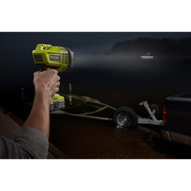 Belaidis prožektorius su automobilio įkrovimo laidu RYOBI R18SPL-0 18V ONE+(be akumuliatoriaus ir įkroviklio) 2
