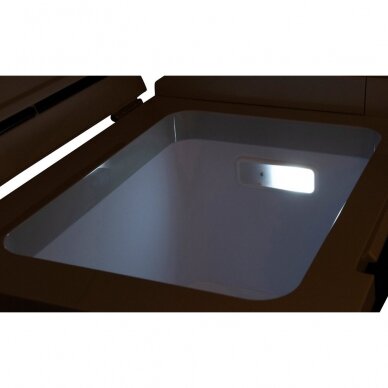 Akumuliatorinis šaldiklis, šaldytuvas-šildytuvas MAKITA CW001GZ, 40 Vmax, (be akum. ir krov.) 10 Akumuliatorinis šaldiklis, šaldytuvas-šildytuvas MAKITA CW001GZ, 40 Vmax, (be akum. ir krov.) 10