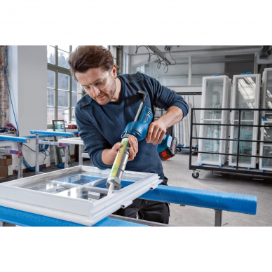 Akumuliatorinis sandarinimo pistoletas Bosch GCG 18V-310, 18 V, (be akum. ir krov.) 2 Akumuliatorinis sandarinimo pistoletas Bosch GCG 18V-310, 18 V, (be akum. ir krov.) 2