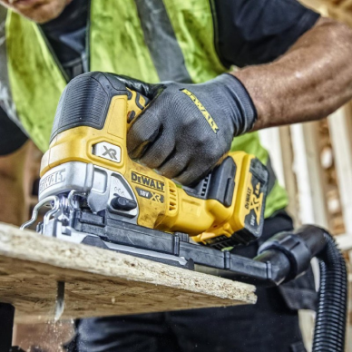 Akumuliatorinis siaurapjūklis DeWalt DCS334NT-XJ, 18 V, (be akum. ir krov.) 2 Akumuliatorinis siaurapjūklis DeWalt DCS334NT-XJ, 18 V, (be akum. ir krov.) 2