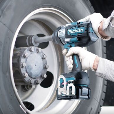 Akumuliatorinis smūginis veržliasukis MAKITA TW011G, 3/4", 40V, 1500 Nm (be akum. ir krov.) 1