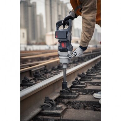 Akumuliatorinis veržliasukis INGERSOLL-RAND W9691-K4E-EU su priedu 5 Akumuliatorinis veržliasukis INGERSOLL-RAND W9691-K4E-EU su priedu 5