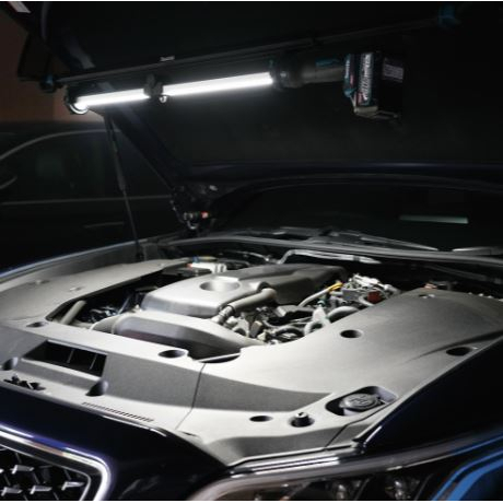 Akumuliatorinis juostinis šviestuvas Makita ML012G, 40 V, (be akum. ir krov.) 4 Akumuliatorinis juostinis šviestuvas Makita ML012G, 40 V, (be akum. ir krov.) 4