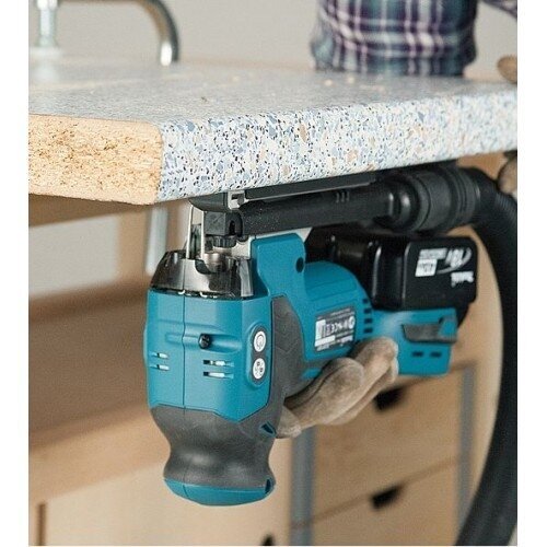 Akumuliatorinių įrankių komplektas Makita DLX7021TX1 +DOVANA, 18V, 2x5.0Ah 2 Akumuliatorinių įrankių komplektas Makita DLX7021TX1 +DOVANA, 18V, 2x5.0Ah 2