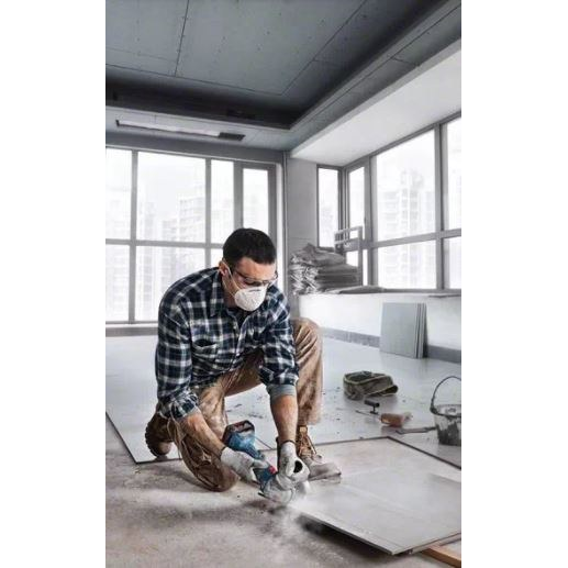 Akumuliatorinis kampinis šlifuoklis Bosch GWS 18V-7, 18 V, 2x4,0 Ah 3 Akumuliatorinis kampinis šlifuoklis Bosch GWS 18V-7, 18 V, 2x4,0 Ah 3