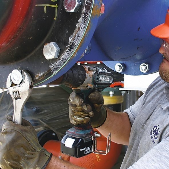 Akumuliatorinis smūginis veržliasukis Makita DTW450RTJ, 18V Li-ion 2x5,0Ah 2 Akumuliatorinis smūginis veržliasukis Makita DTW450RTJ, 18V Li-ion 2x5,0Ah 2