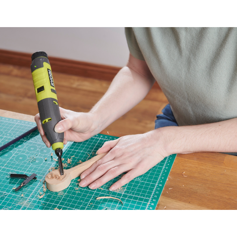 Akumuliatorinis tiesinis šlifuoklis Ryobi RPC4-120G, 4 V, 2,0 Ah 1