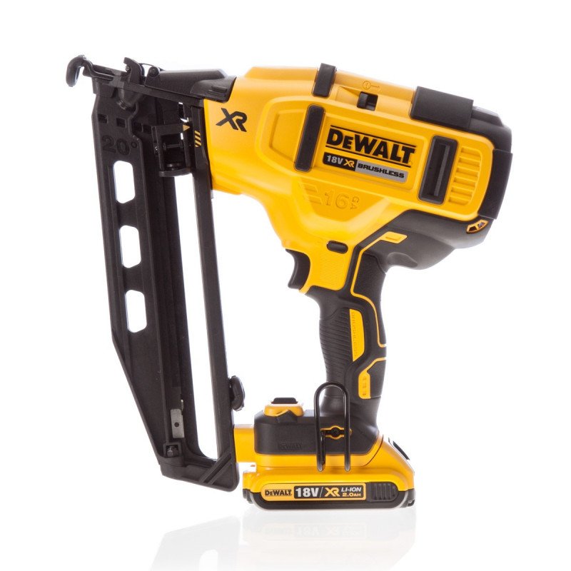 Akumuliatorinė viniakalė DeWalt DCN660D2, 18 V, 2x2,0 Ah 1 Akumuliatorinė viniakalė DeWalt DCN660D2, 18 V, 2x2,0 Ah 1