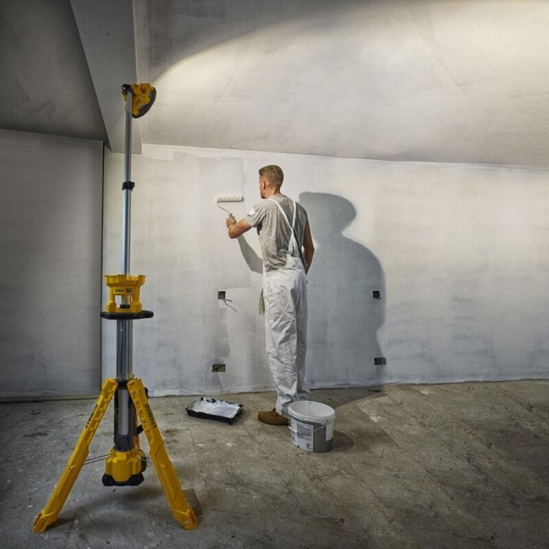 Akumuliatorinis prožektorius su trikoju stovu DeWalt DCL079-XJ, 18 V, (be akum. ir krov.) 4 Akumuliatorinis prožektorius su trikoju stovu DeWalt DCL079-XJ, 18 V, (be akum. ir krov.) 4