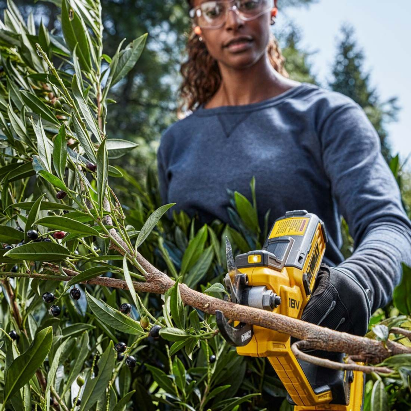 Akumuliatorinis sekatorius DeWALT DCMPP568P1, 18V, 1x5.0Ah 6 Akumuliatorinis sekatorius DeWALT DCMPP568P1, 18V, 1x5.0Ah 6