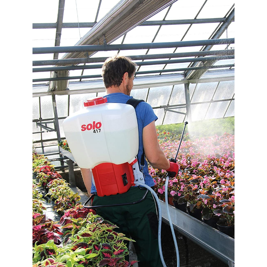 Akumuliatorinis sodo purkštuvas Solo 417, 12 V, 7,2 Ah, 18 l 1 Akumuliatorinis sodo purkštuvas Solo 417, 12 V, 7,2 Ah, 18 l 1