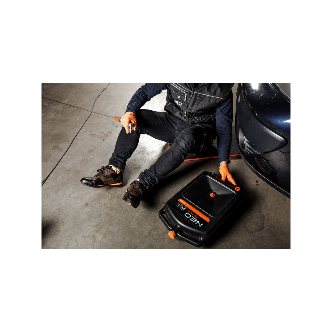 Alyvos karteris, nešiojamas, rakinamas 12l 1