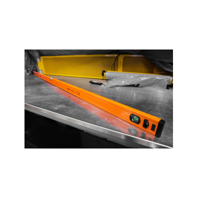 Aliuminis gulsčiukas S 300, 3akutės, 180 cm 1 Aliuminis gulsčiukas S 300, 3akutės, 180 cm 1